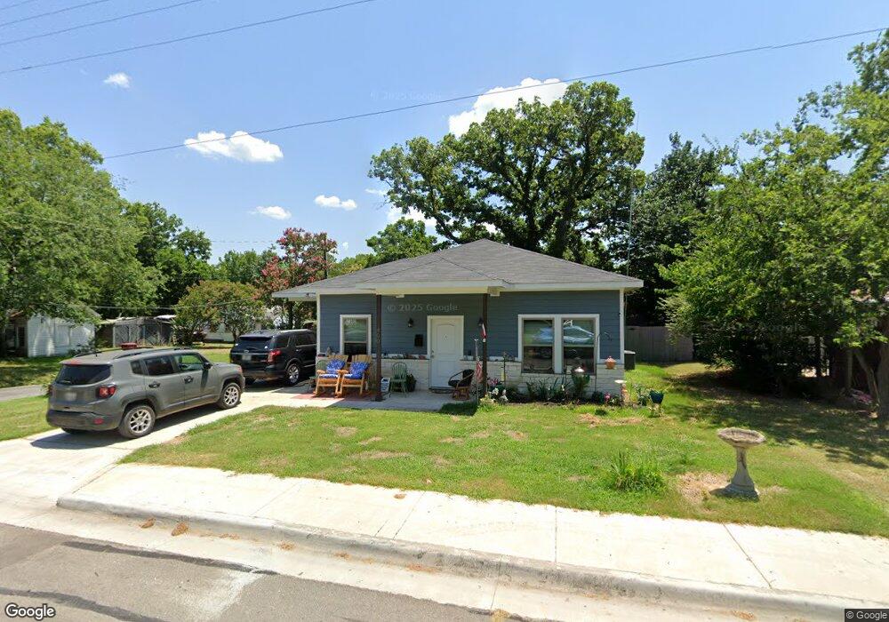 400 E 6th St, Bonham, TX 75418 - photo 1