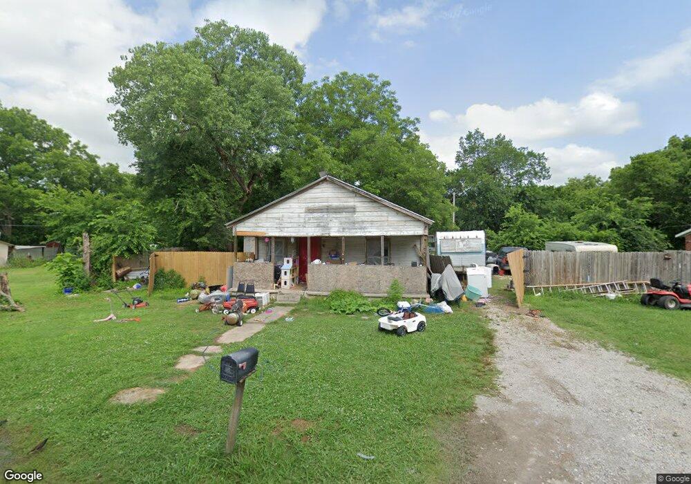 1114 D St SE, Ardmore, OK 73401 - photo 1