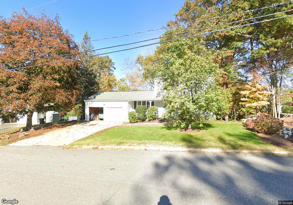 604 Oak St, Manchester, NH 03104 - photo 1