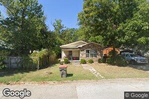 216 S Cherry St, Commerce, OK 74339