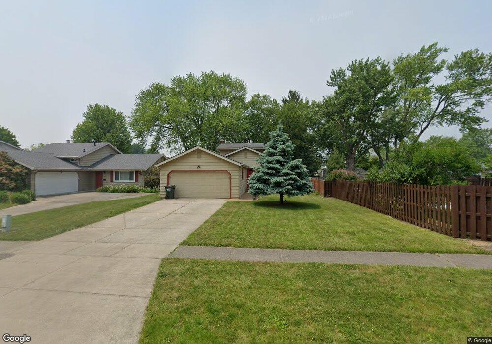 375 Fern Dr, Berea, OH 44017 - photo 1