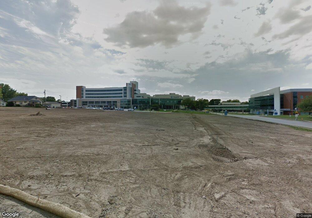 2227 Esplanade Ave, Davenport, IA 52803 - photo 1