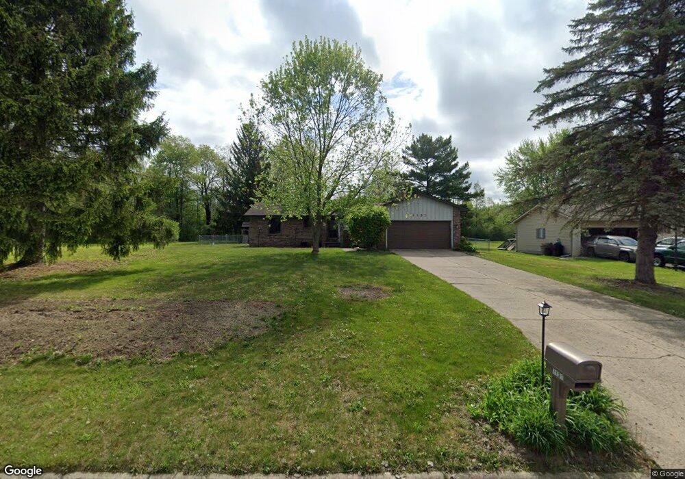 1131 Devenish Ln, Flint, MI 48532 - photo 1