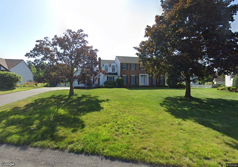 8 Dogwood Ln, Albany, NY 12211 - photo 1