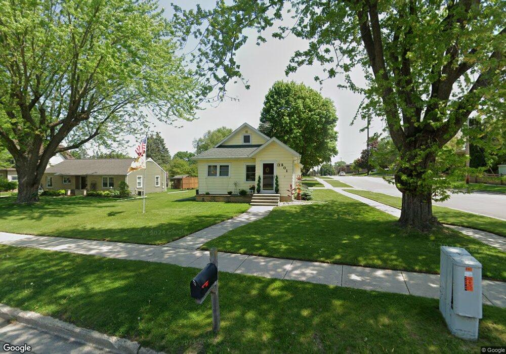 201 Brandon St, Waupun, WI 53963 - photo 1