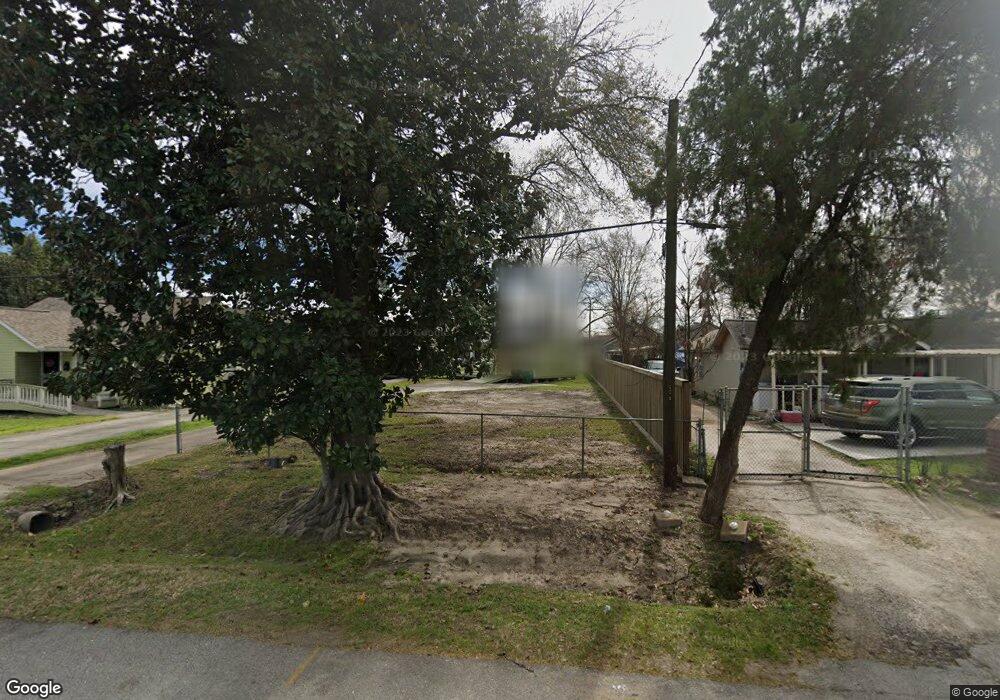 1908 Reid St, Houston, TX 77026 - photo 1