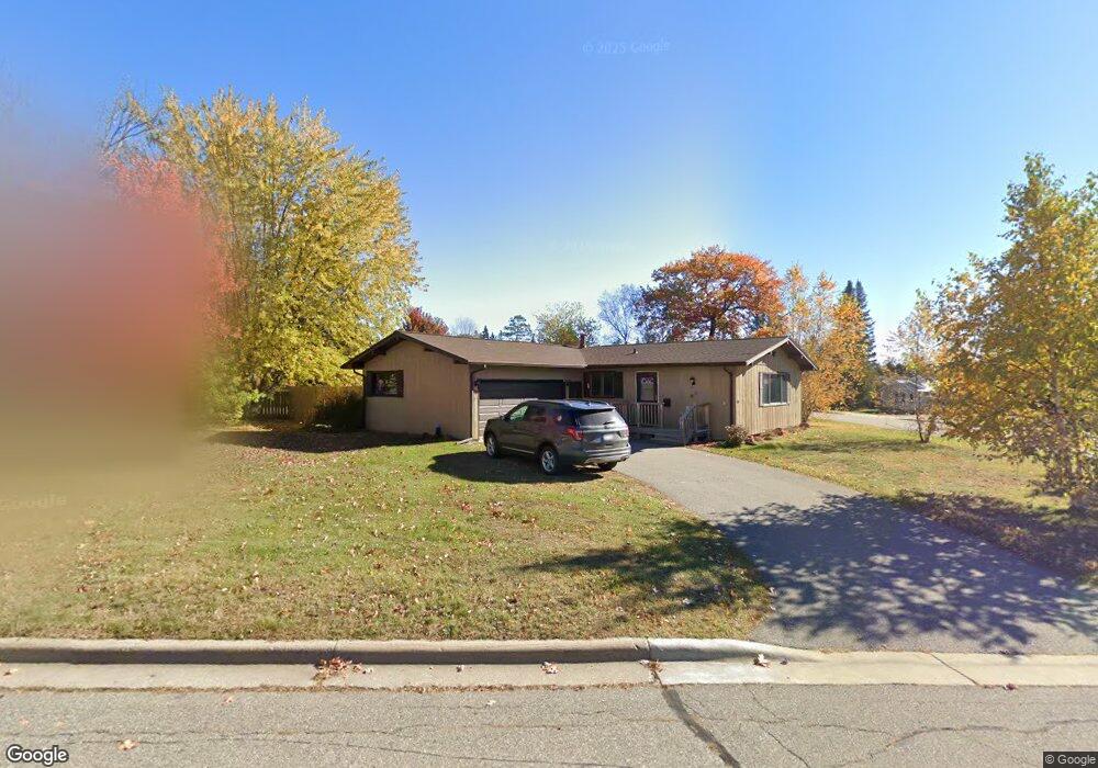 910 SW 5th Ave, Grand Rapids, MN 55744 - photo 1