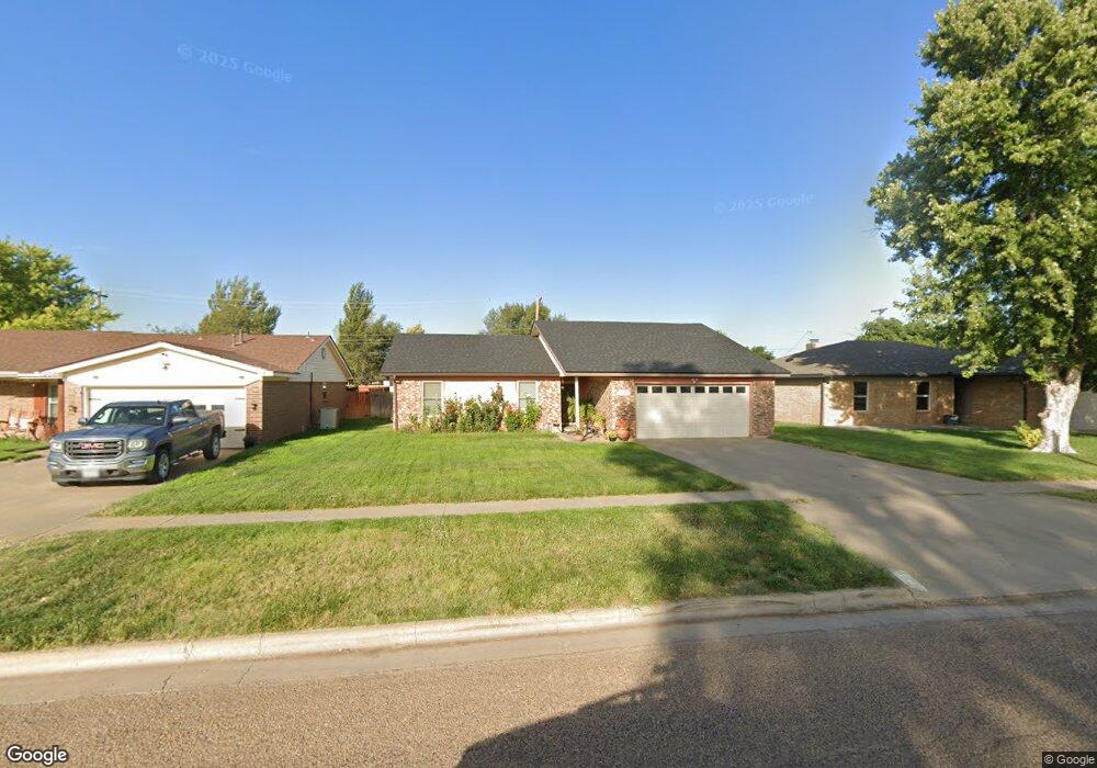 1304 Mills Ave, Dumas, TX 79029 - photo 1