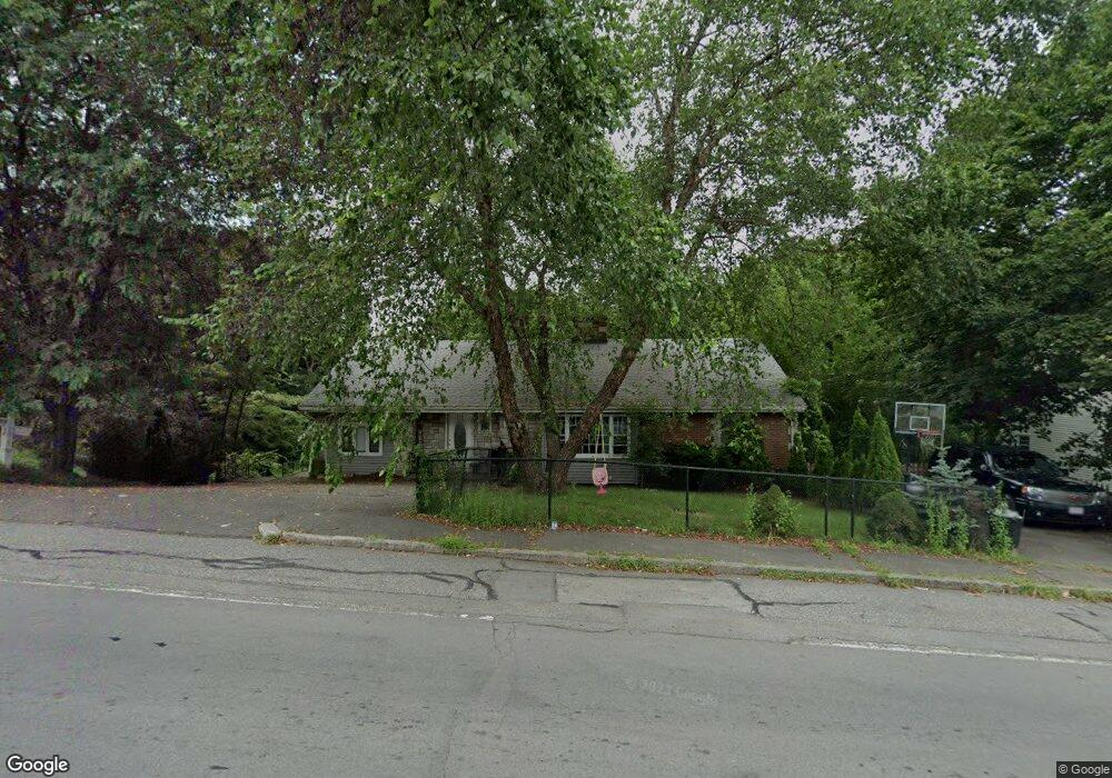 253 Lexington St unit R, Woburn, MA 01801 - photo 1