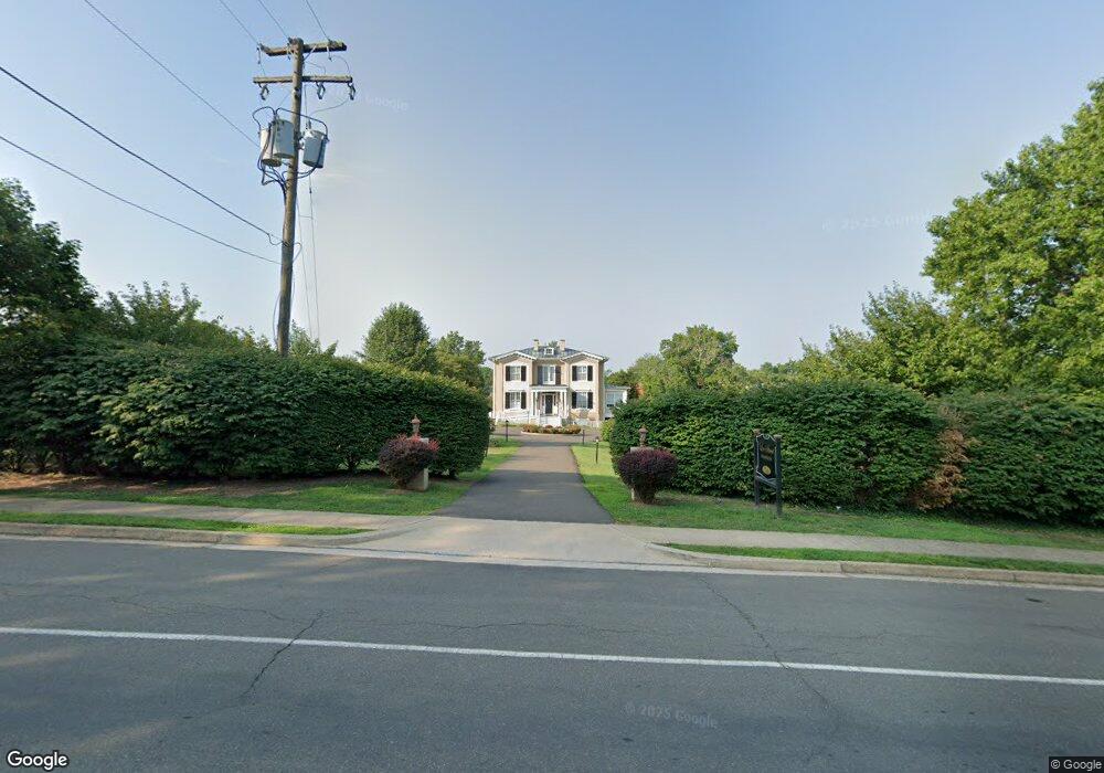 194 E Lee St, Warrenton, VA 20186 - photo 1