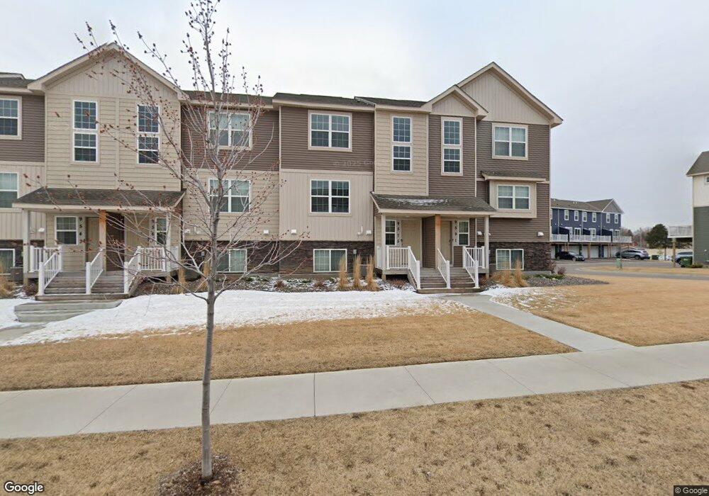 9591 95th Place N, Maple Grove, MN 55369 - photo 1