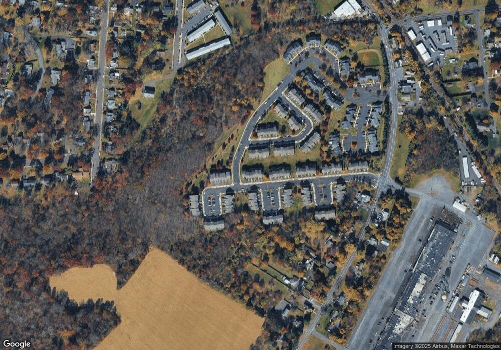 456 Terrace Dr, Quakertown, PA 18951 - photo 1