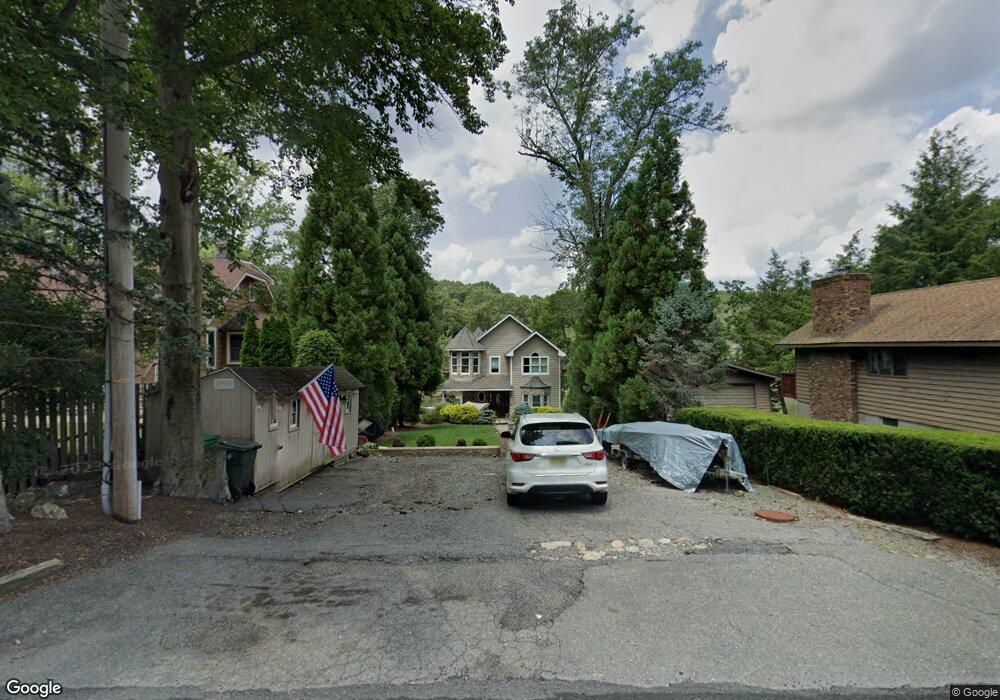 371 Maxim Dr, Hopatcong, NJ 07843 - photo 1