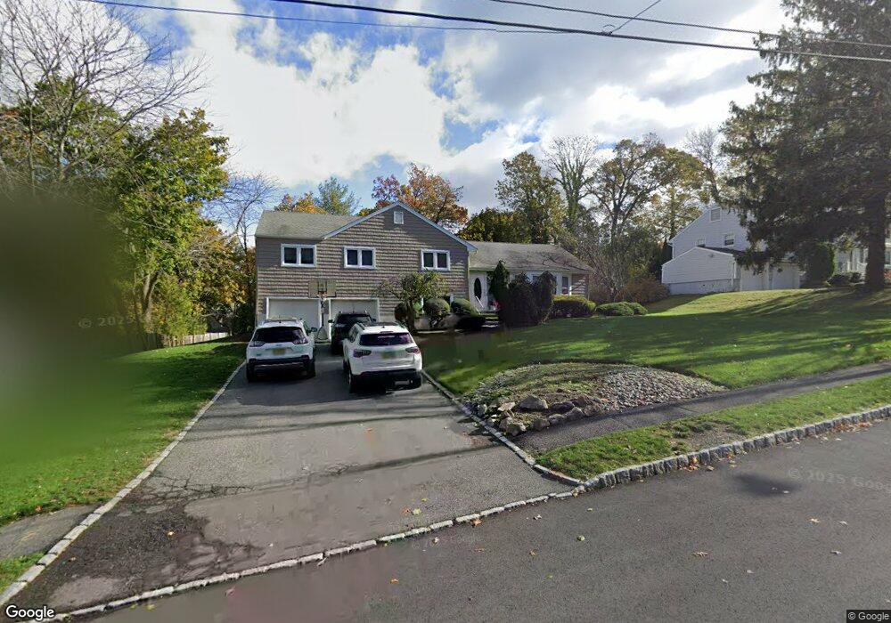 14 Bear Brook Ln, Livingston, NJ 07039 - photo 1