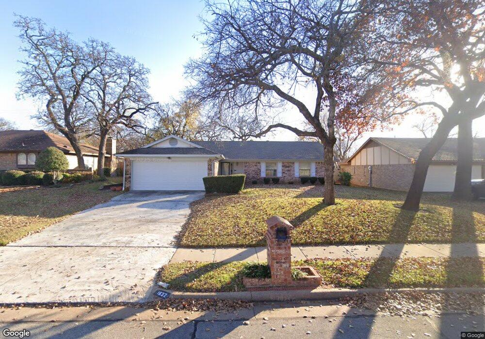 1632 Bedford Oaks Dr, Bedford, TX 76021 - photo 1