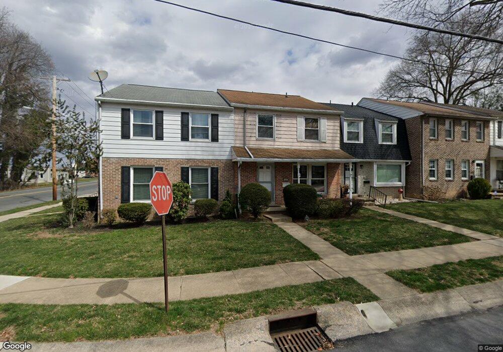 215 Kerrick Rd, Reading, PA 19607 - photo 1