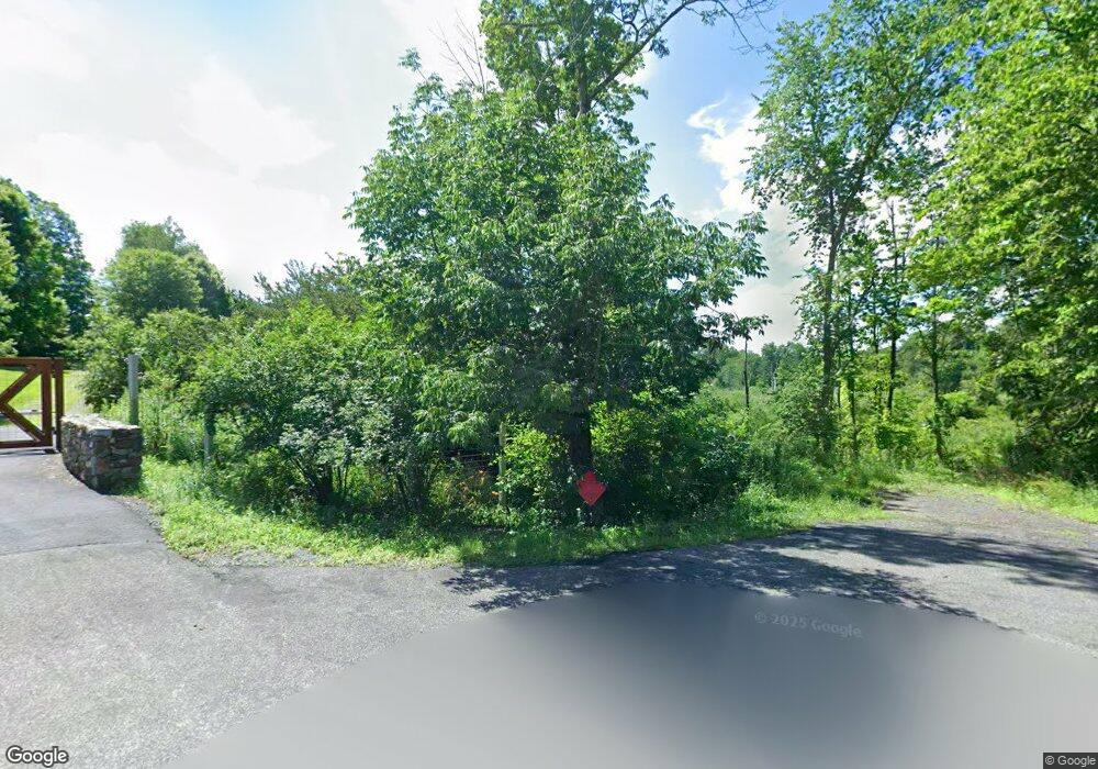 11 Pink Ln, Rhinebeck, NY 12572 - photo 1