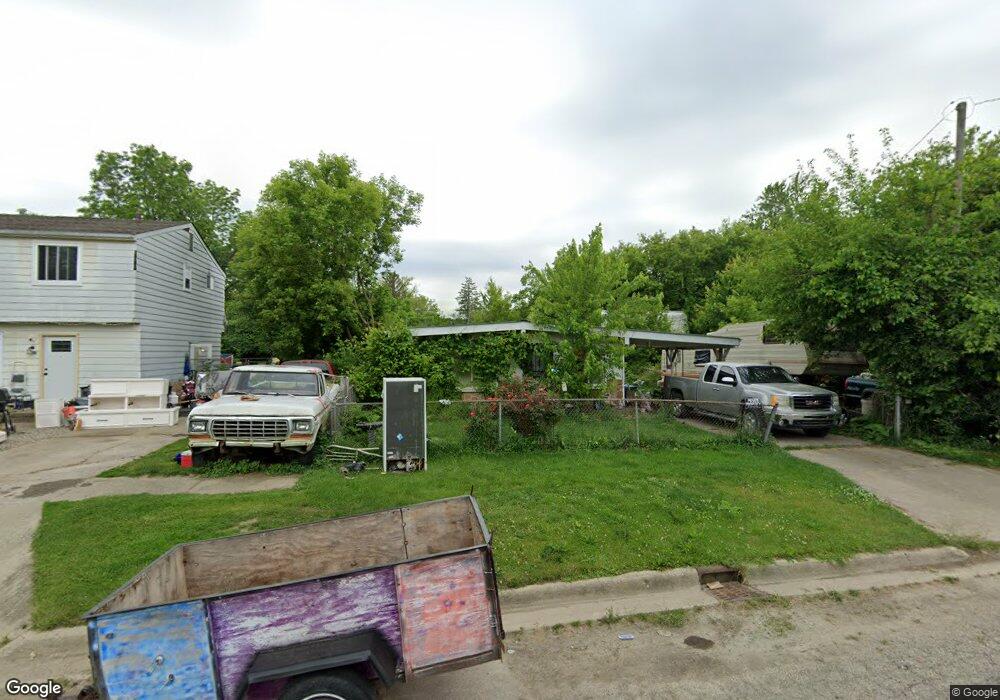 1411 W Juliah Ave, Flint, MI 48505 - photo 1