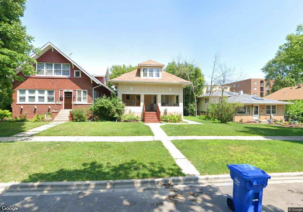 1614 Oakwood Ave, Des Plaines, IL 60016 - photo 1