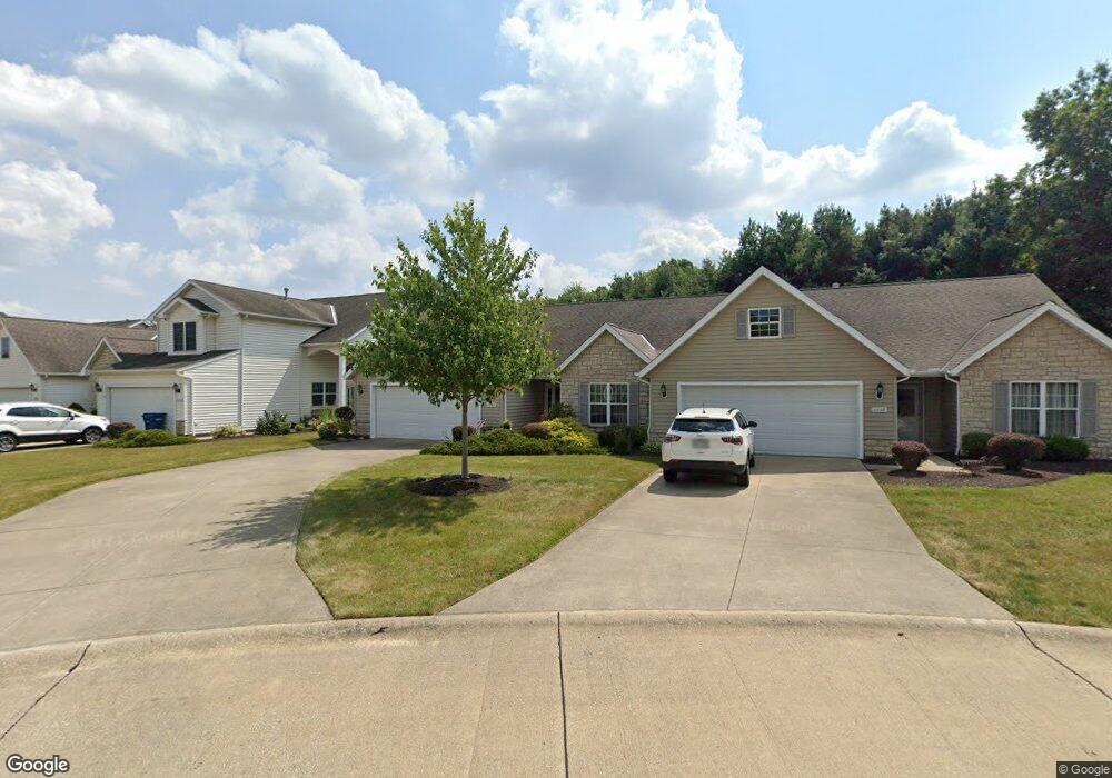 8895 Morgans Run unit 11A, Olmsted Falls, OH 44138 - photo 1