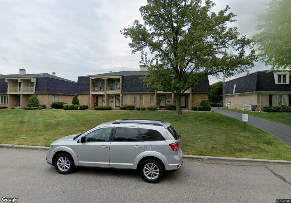 5204 Regency Dr unit C, Toledo, OH 43615 - photo 1