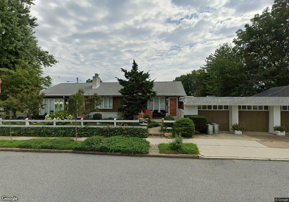 200 Mohican St, Essington, PA 19029 - photo 1