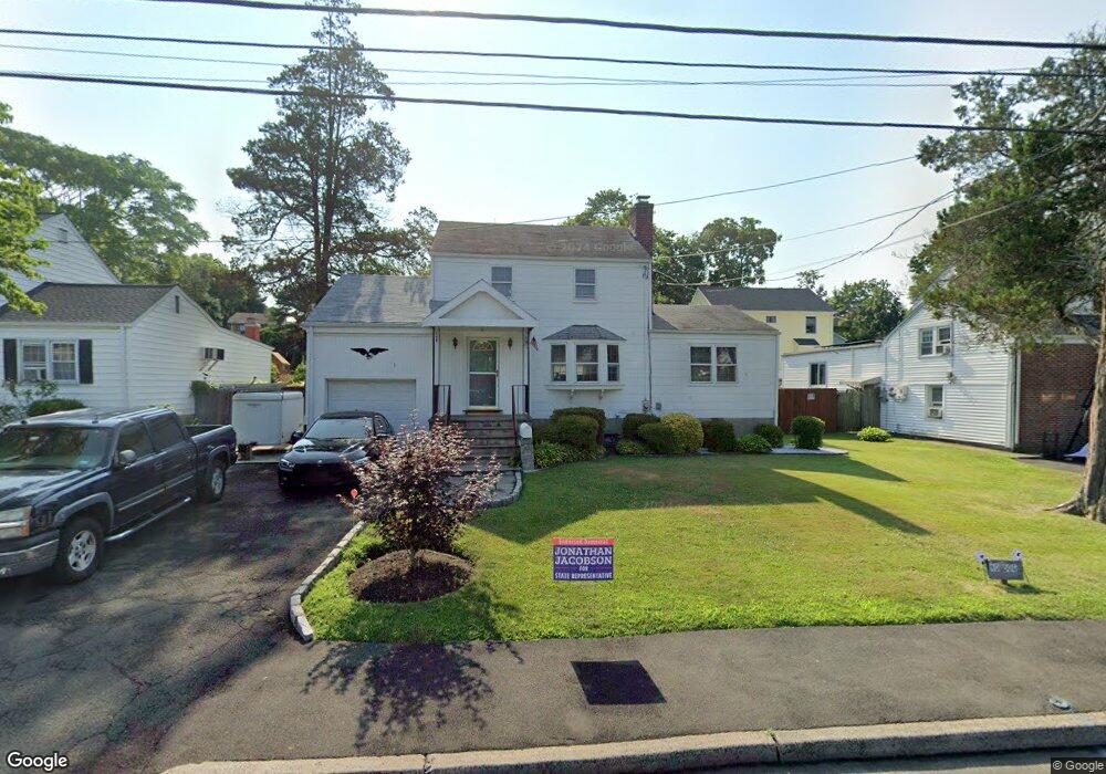 47 Fenway St, Stamford, CT 06902 - photo 1