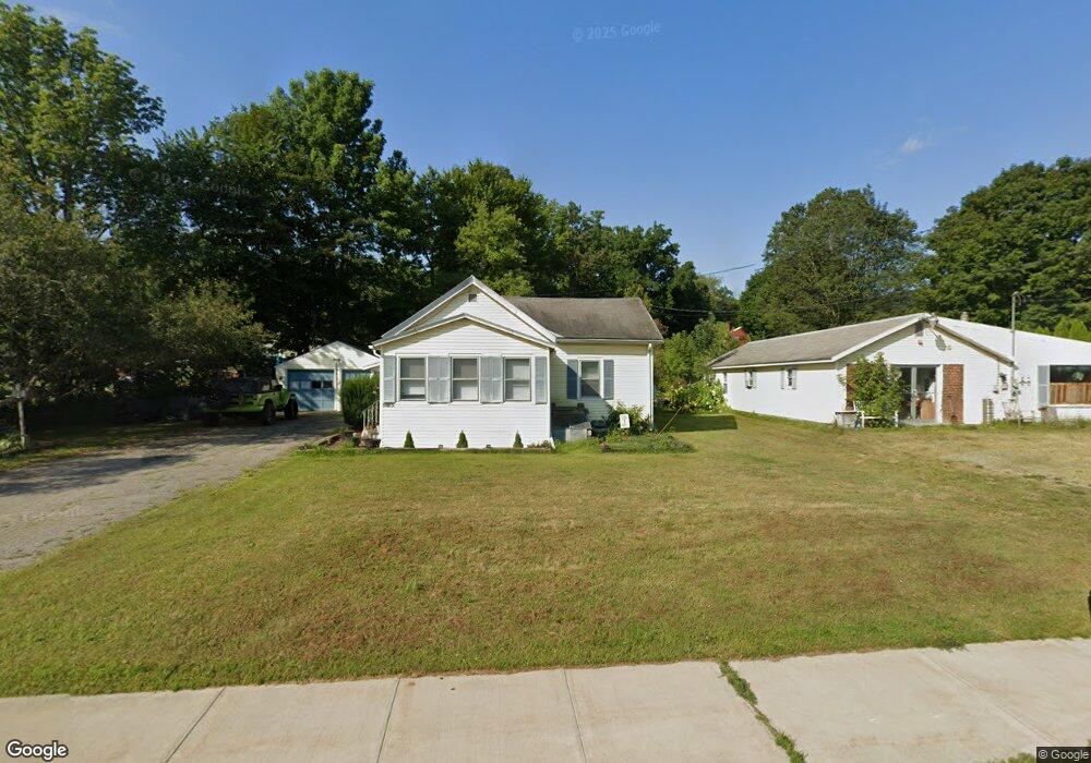 812 Clarendon Ave, West Rutland, VT 05777 - photo 1