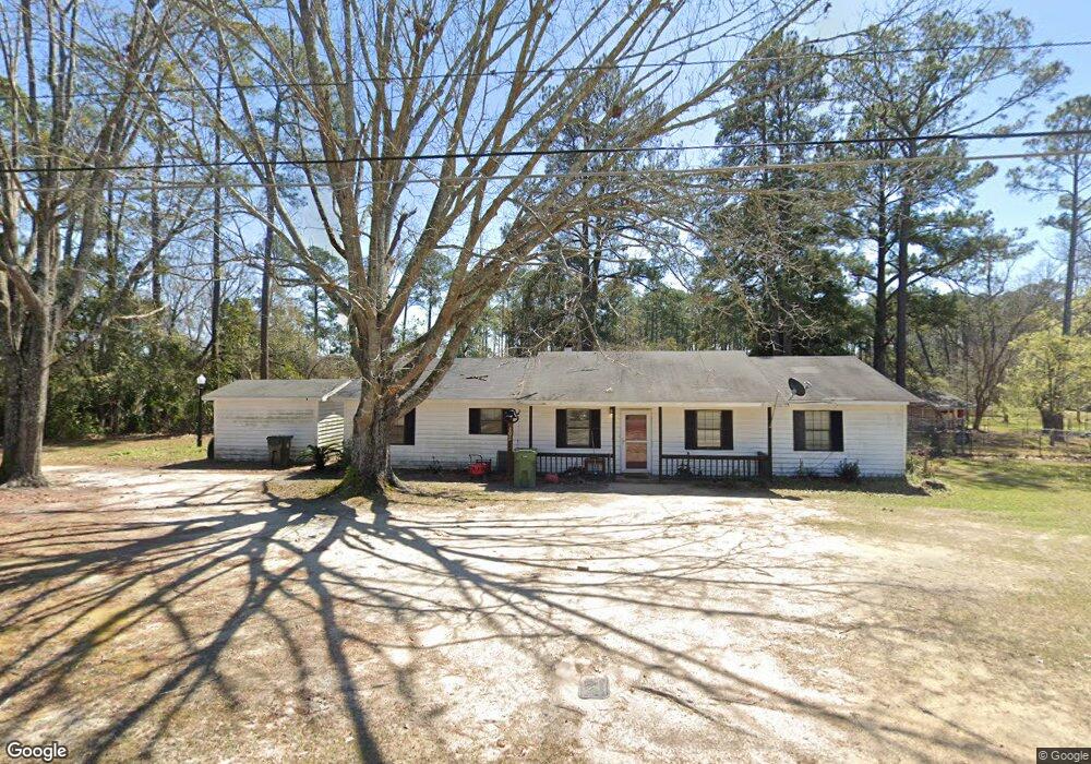 402 Magnolia Dr, Adel, GA 31620 - photo 1