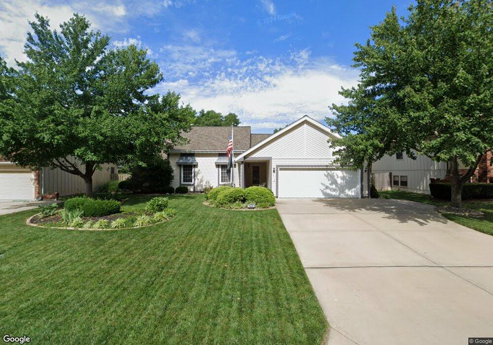 6716 Noland Rd, Shawnee, KS 66216 - photo 1