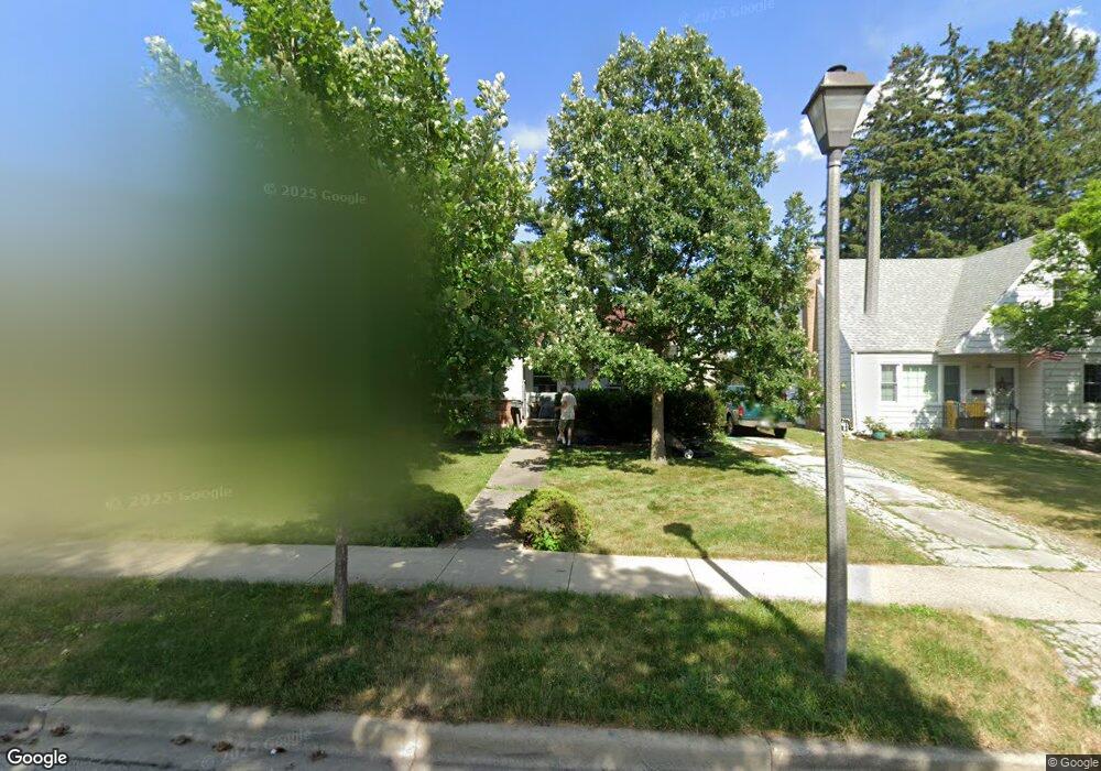 703 S Hillside Ave, Elmhurst, IL 60126 - photo 1