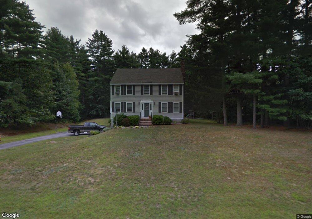 4 Sandy Brook Ln, Londonderry, NH 03053 - photo 1