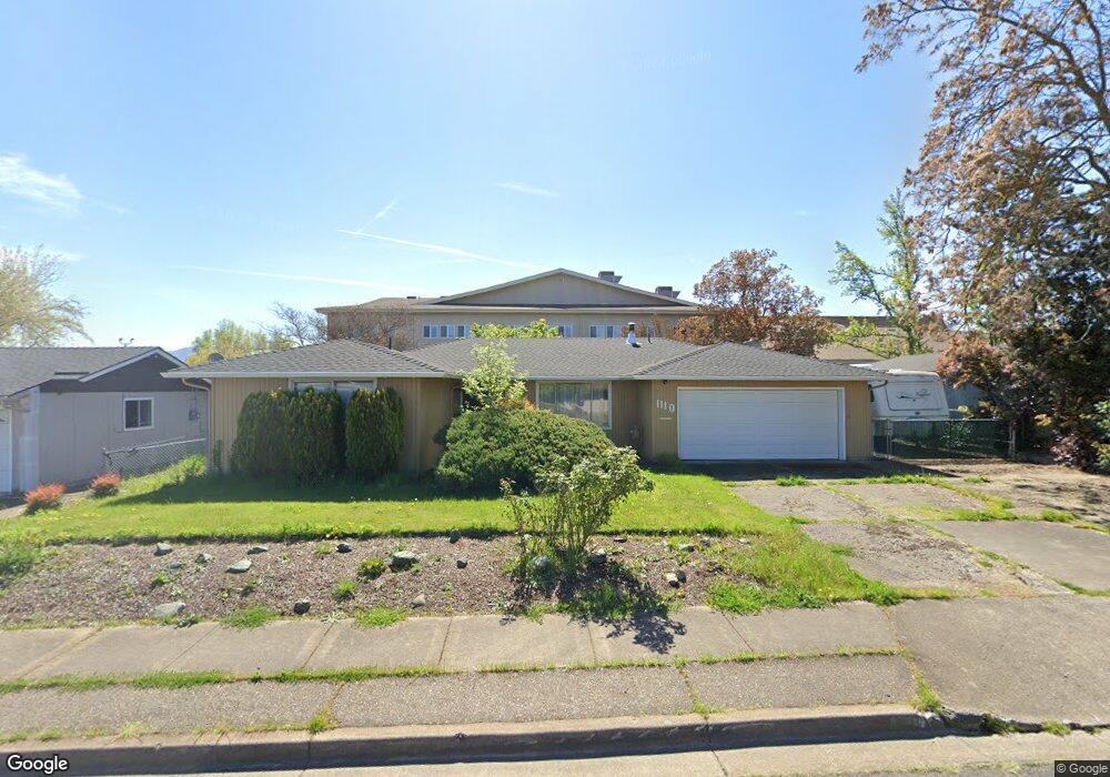 1110 Temple Dr, Central Point, OR 97502 - photo 1