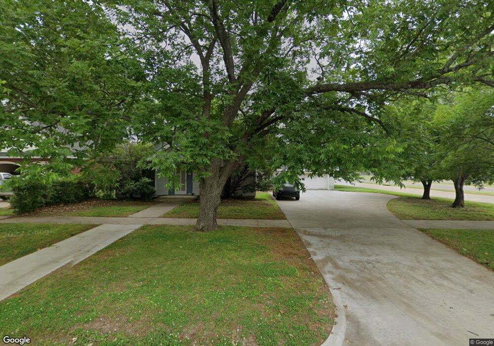 1104 Stanley St SW, Ardmore, OK 73401 - photo 1