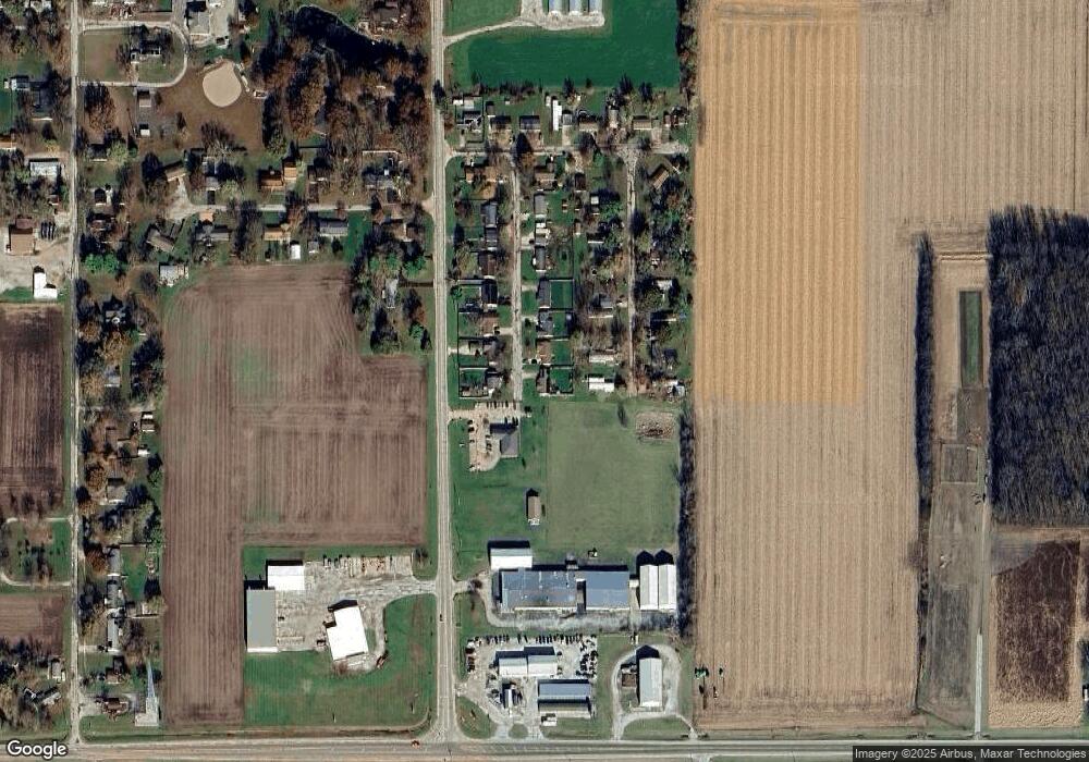 413 S Neal St unit 1, Camargo, IL 61919 - photo 1