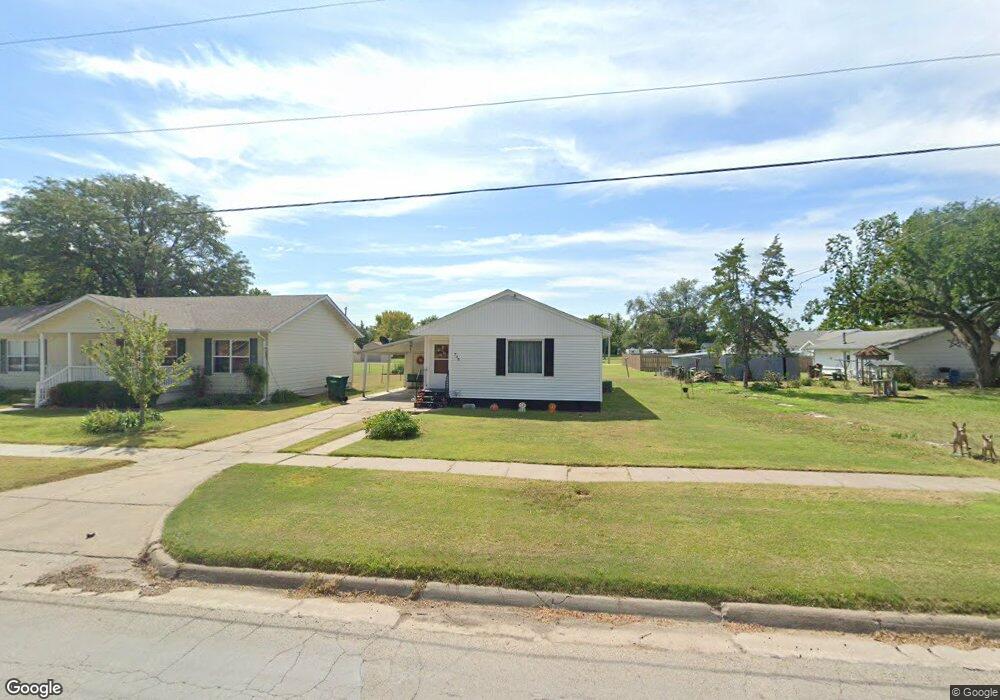 735 W Main St, Osborne, KS 67473 - photo 1