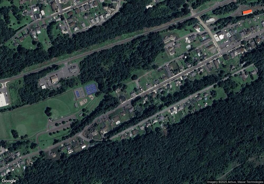 1067 W Main St, Nanticoke, PA 18634 - photo 1