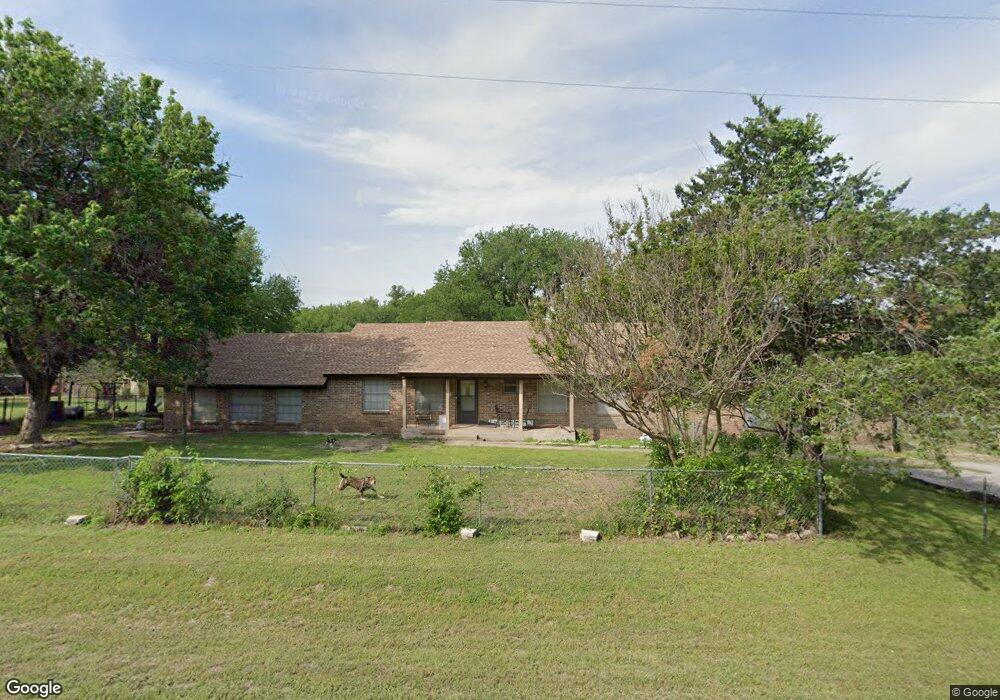 865 Kyle Cir, Azle, TX 76020 - photo 1