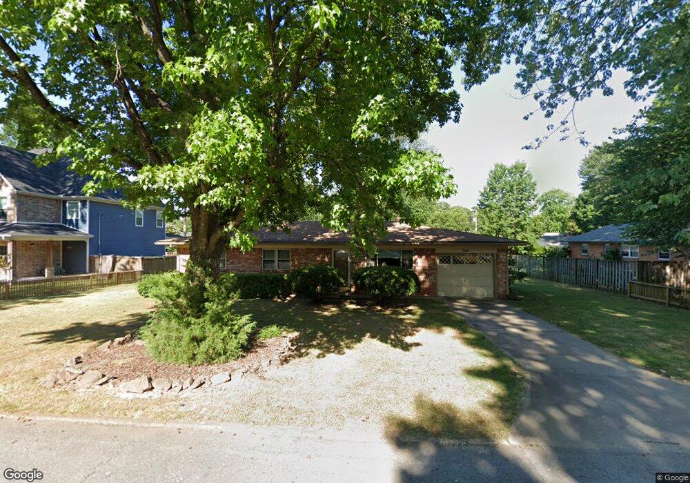 336 Crestview Dr, Bentonville, AR 72712 - photo 1