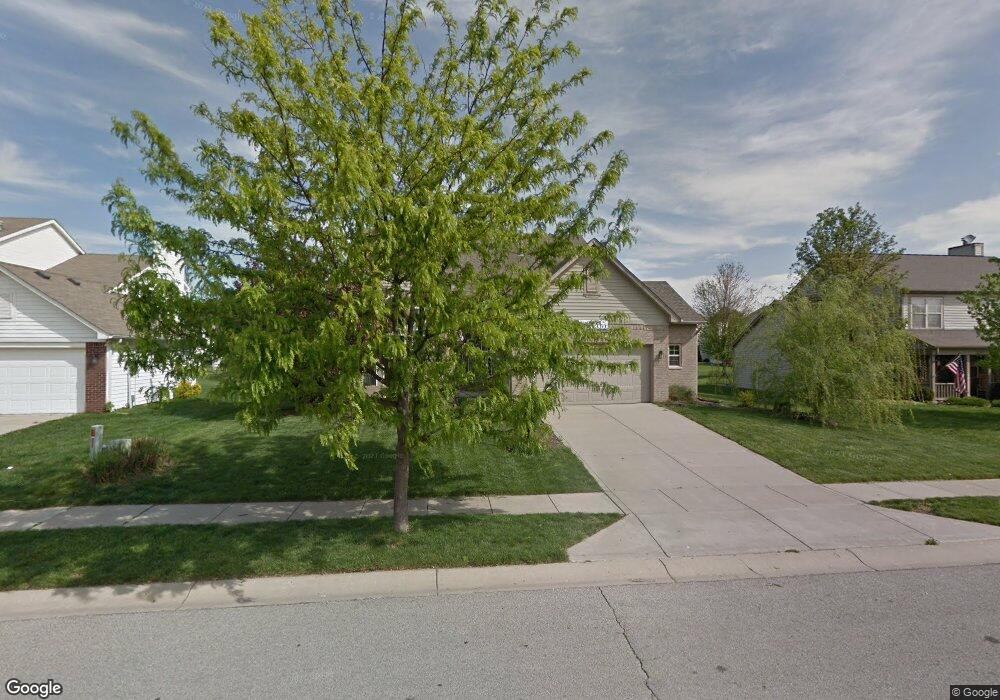 10588 Greenway Dr, Fishers, IN 46037 - photo 1