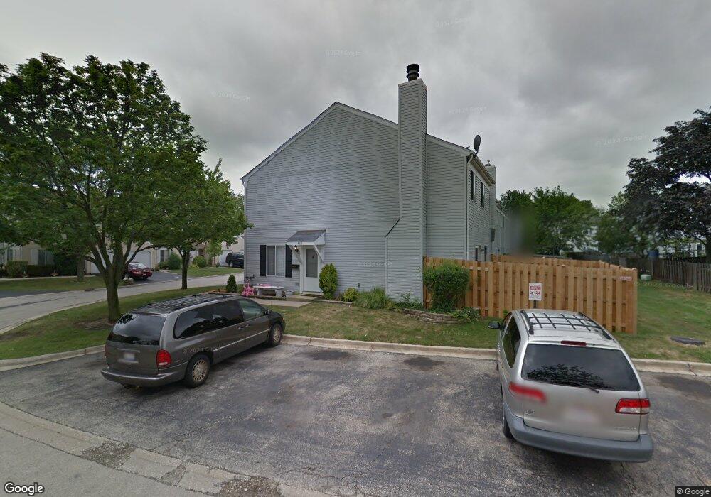 460 Minnesota Cir, Carol Stream, IL 60188 - photo 1