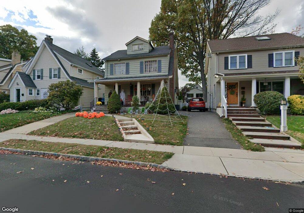 11 Oakridge Rd, Bloomfield, NJ 07003 - photo 1