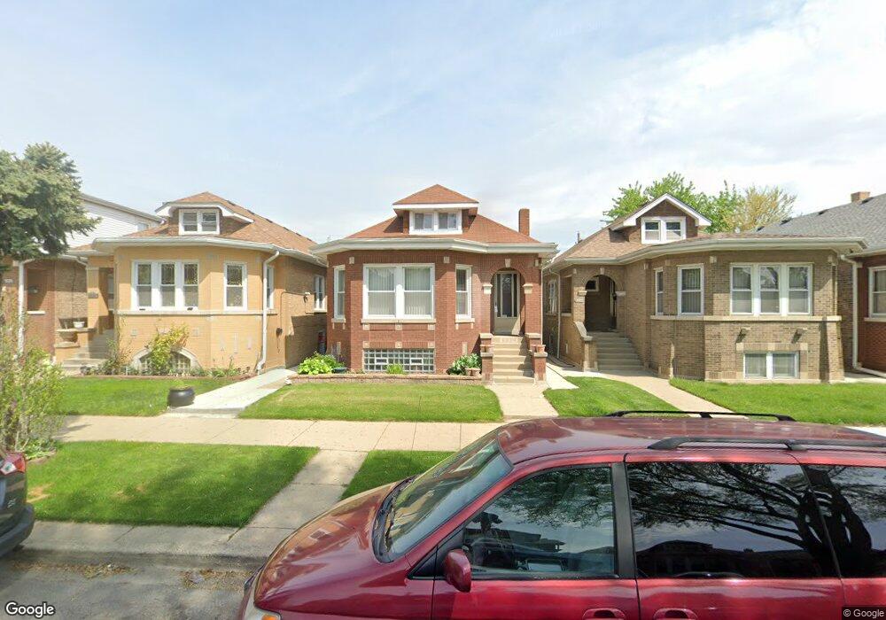 5224 W Oakdale Ave, Chicago, IL 60641 - photo 1