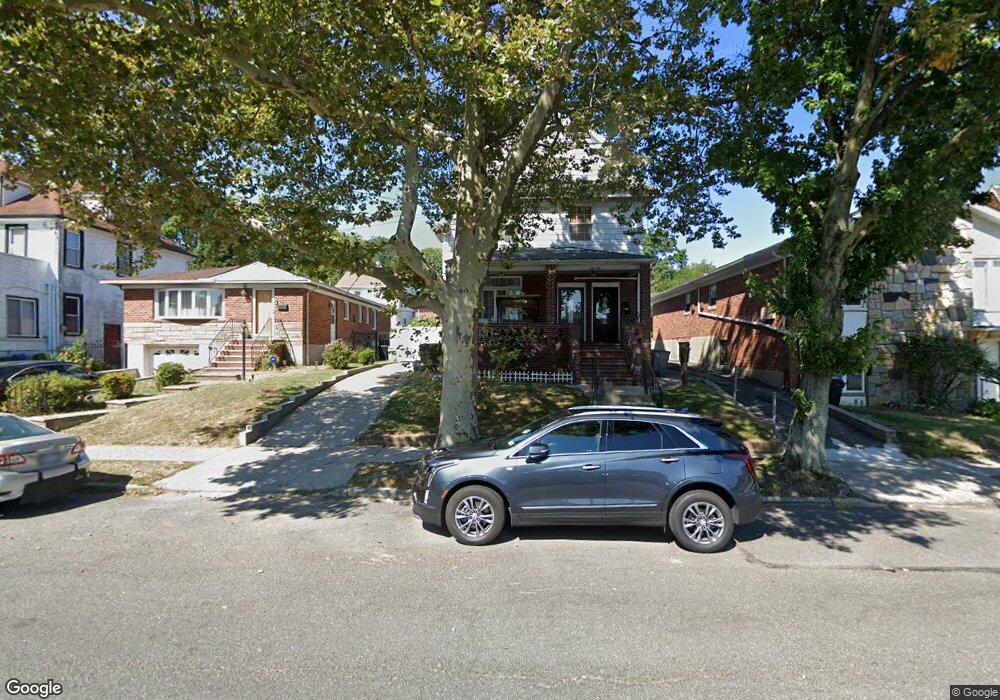 34-18 192nd St, Flushing, NY 11358 - photo 1