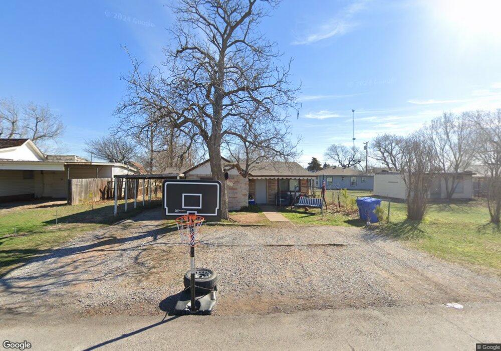 609 NW 6th St, Cache, OK 73527 - photo 1