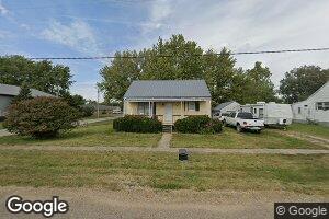 501 E 2nd St, Hedrick, IA 52563