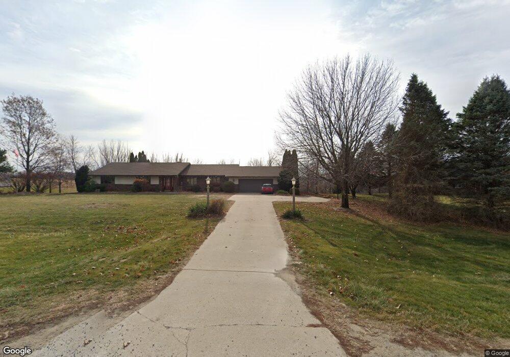 1805 N 23rd Ave W, Newton, IA 50208 - photo 1