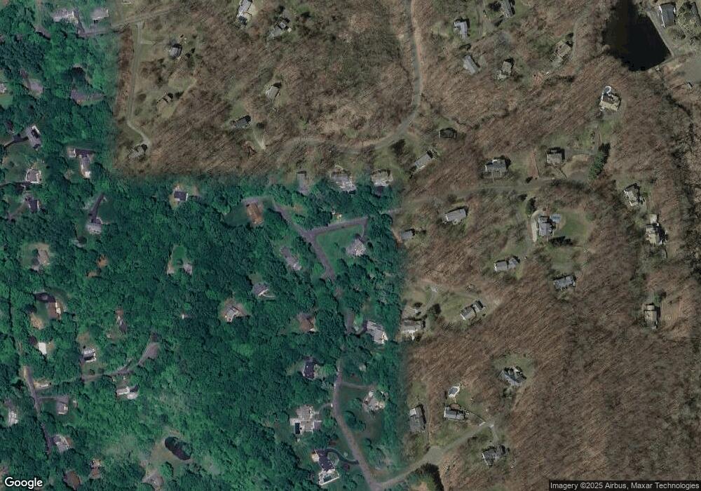 10 Rolling Hills Rd, Ridgefield, CT 06877 - photo 1