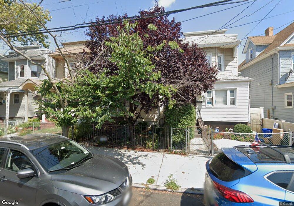 9123 109th St, Richmond Hill, NY 11418 - photo 1