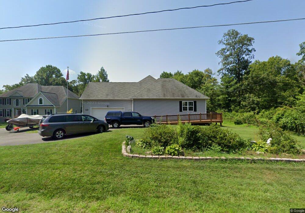 9121 Ridgely Dr, Lorton, VA 22079 - photo 1